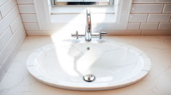 Top conseils pour sélectionner une vasque en marbre adaptée à votre salle de bain